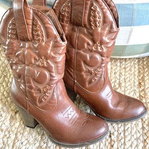 MIA Cowgirl Boots